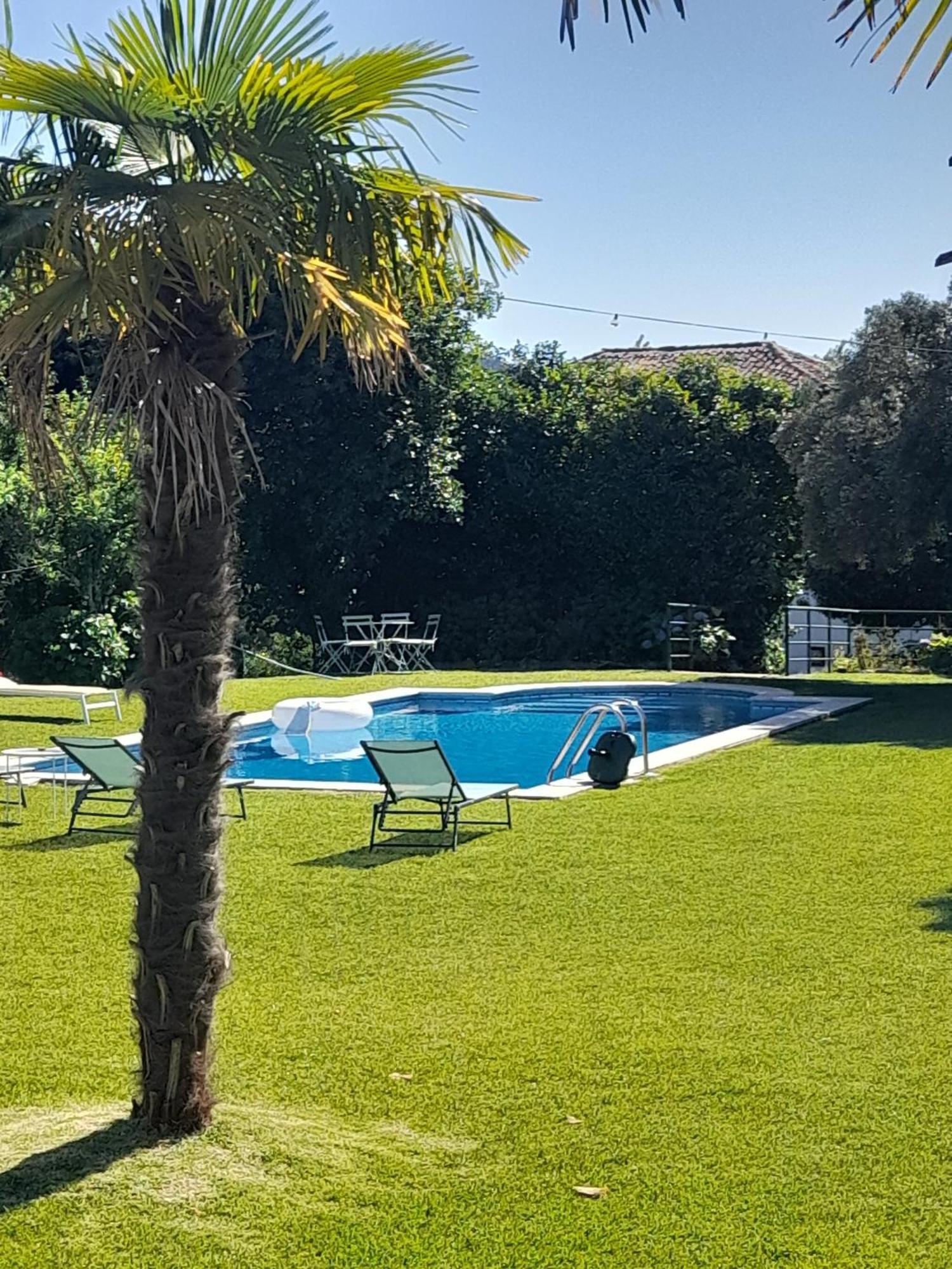 Quinta da Maínha Solar ALojamento local com piscina privada em Braga Exterior foto