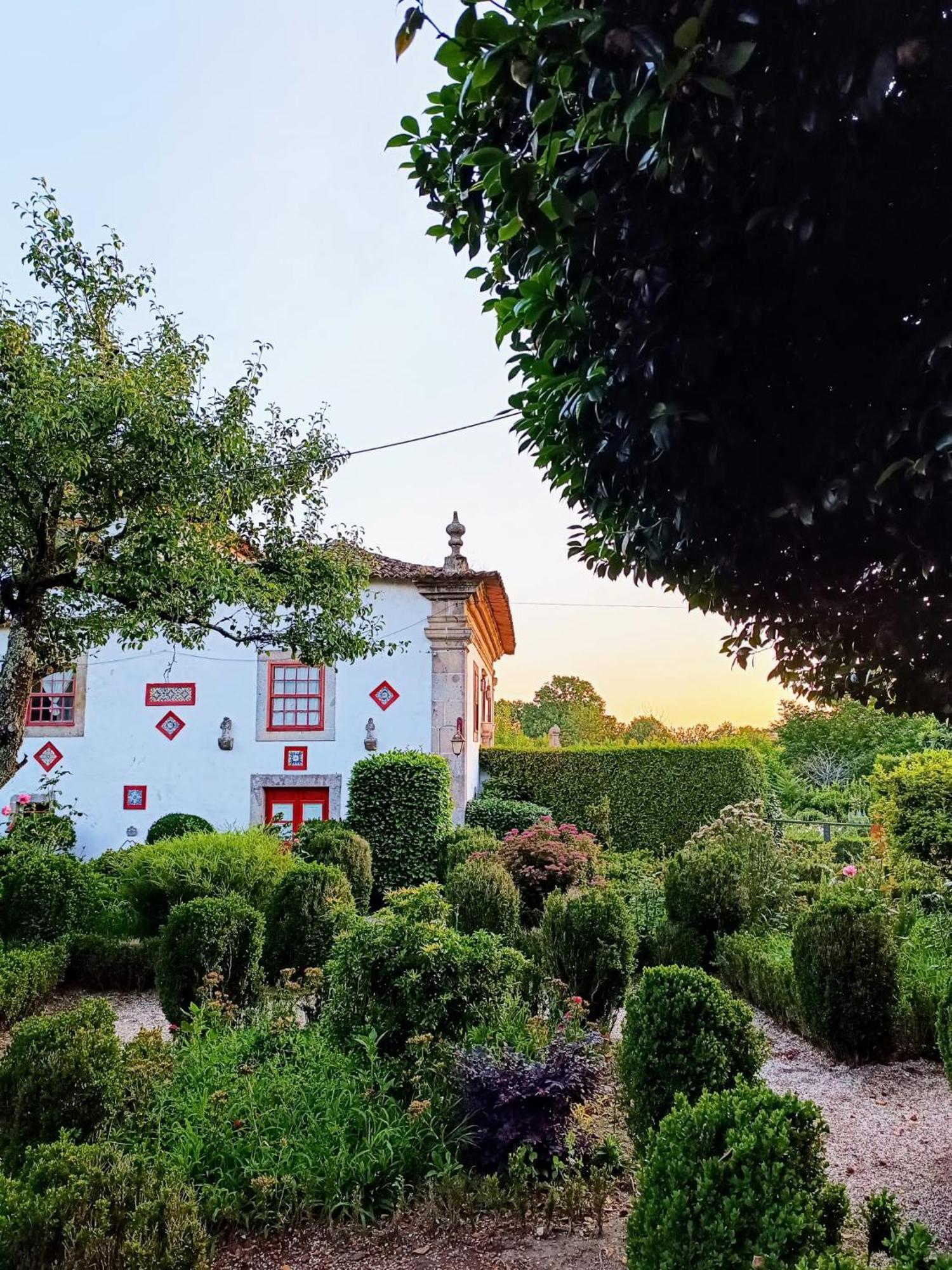 Quinta da Maínha Solar ALojamento local com piscina privada em Braga Exterior foto